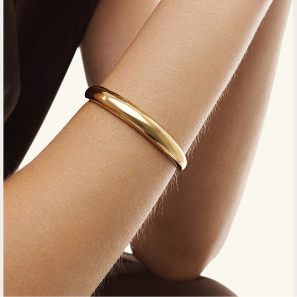 Hey Harper gold bangle bracelet - Picture 2 of 6